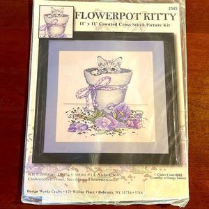 Design Works Counted Cross Stitch Kit ‘Flowerpot Kitty’ #2545 New Sealed